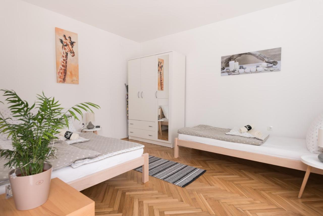Nunanina Apartmani Pozega Exterior photo